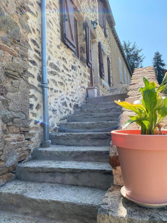 Petit Cocon Au Coeur Du Morvan Montreuillon Extérieur photo